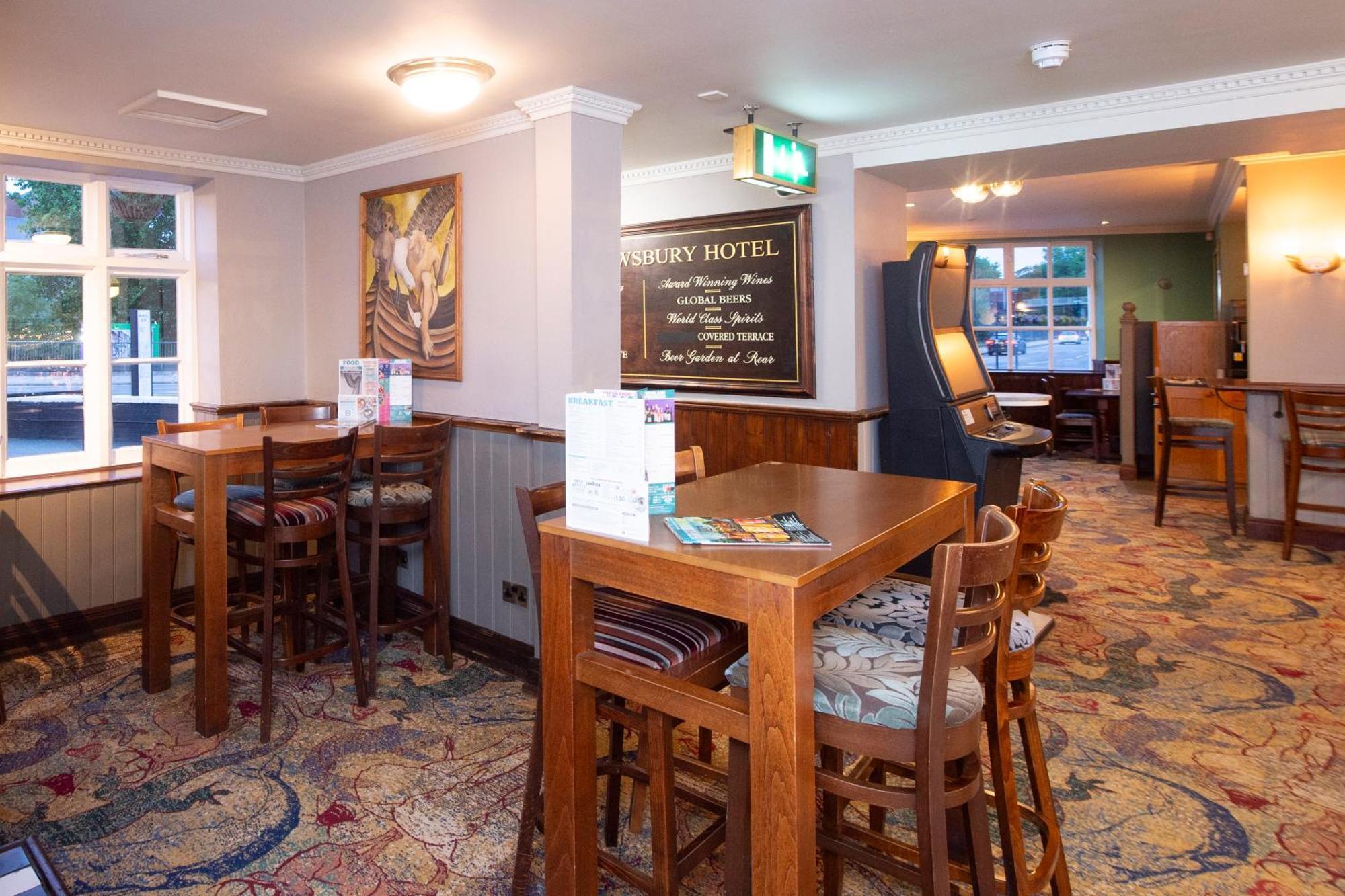 The Shrewsbury Hotel Wetherspoon ภายนอก รูปภาพ